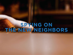 Три молодые шатенки занимаются лесбийской любовью на кухонном столе