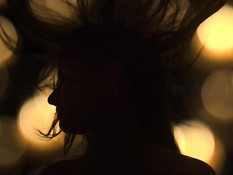 Красивая эротика с юной грудастой блондинкой и её горячим любовником