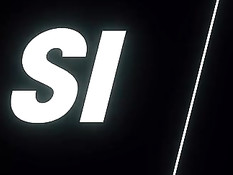 Двое любовников отпердолили в киску и анус стройную молодую брюнетку