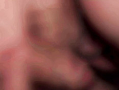 Мужик отодрал в пизду и анус зрелую русскую шатенку с большой грудью