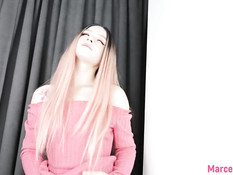 Отымел розововолосую русскую тёлку с татуировками и обкончал колготки