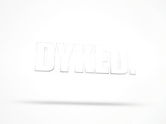 Две рыжие грудастые зрелые лесбиянки ебут страпонами сисястую девку