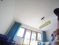 Свинг групповуха двух парней с молодой русской брюнеткой и шатенкой