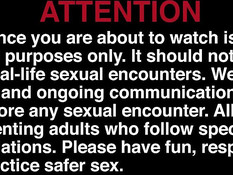 Две юные озорные шатенки ебутся с парнем в туалете торгового центра