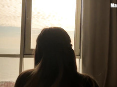 Юная русская блондинка отсосала у парня и дала отыметь раком в киску