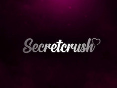 Сиськастая блондинка испытывает мокрый оргазм после анального секса