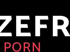 Бесстыжая сисястая блондинка ебётся с мужчиной возле железной дороги