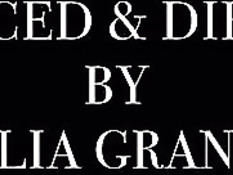 Татуированная молодая шатенка отпердолена на кровати в киску и анус