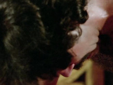 Усатый мужчина отодрал в волосатую пизду красивую сиськастую шатенку