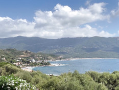 Три грудастые любительницы свинг секса трахаются с тремя бойфрендами