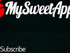 Лежащему возле бассейна парню делает глубокий минет молодая шатенка