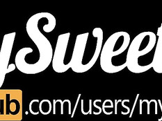 Кареглазая девка в купальнике сосёт член и трахается на ночном пляже