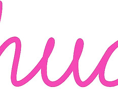 Две юные татуированные свингерши трахаются с двумя парнями в комнате