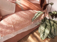 После глубокого отсоса блондинка с пирсингом сосков оттрахана в пизду