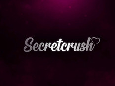 Красивая блондинка отодрала себя двойным фаллосом во влагалище и анус