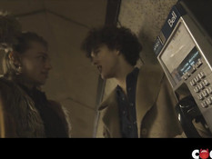 Белобрысый молодой гей отпердолил кудрявого шатена в упругую задницу