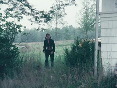 Бородатый фермер отымел грудастую жену брюнетку в миссионерской позе