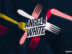 Зрелую сисястую брюнетку и юную шатенку с тату отымели парень и мужик