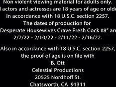 Горячую зрелую блондинку с большими титьками отымели и залили спермой