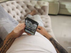 Роскошную русскую брюнетку с большой грудью отымели в бритую письку