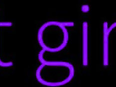 После сочного минета белый мужик отодрал молодую мулатку с косичками