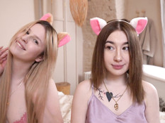 Жёсткая свинг оргия на кровати с двумя грудастыми русскими тёлочками