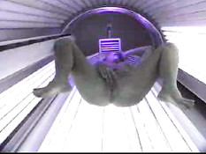 Spycam - Teen in solarium