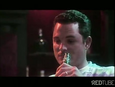 Mia Smiles prefers a threesome in a bar