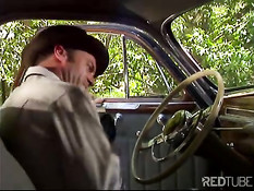 Sucking and vaginal fun in wilderness 